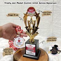 Gambar Trophy dan Medali 17 Agustus Hadiah Lomba Kemerdekaan Piala Penghargaan - Trophy dan Medali dari Bonekahandmadesukasuka Kab. Sukoharjo 3 Tokopedia