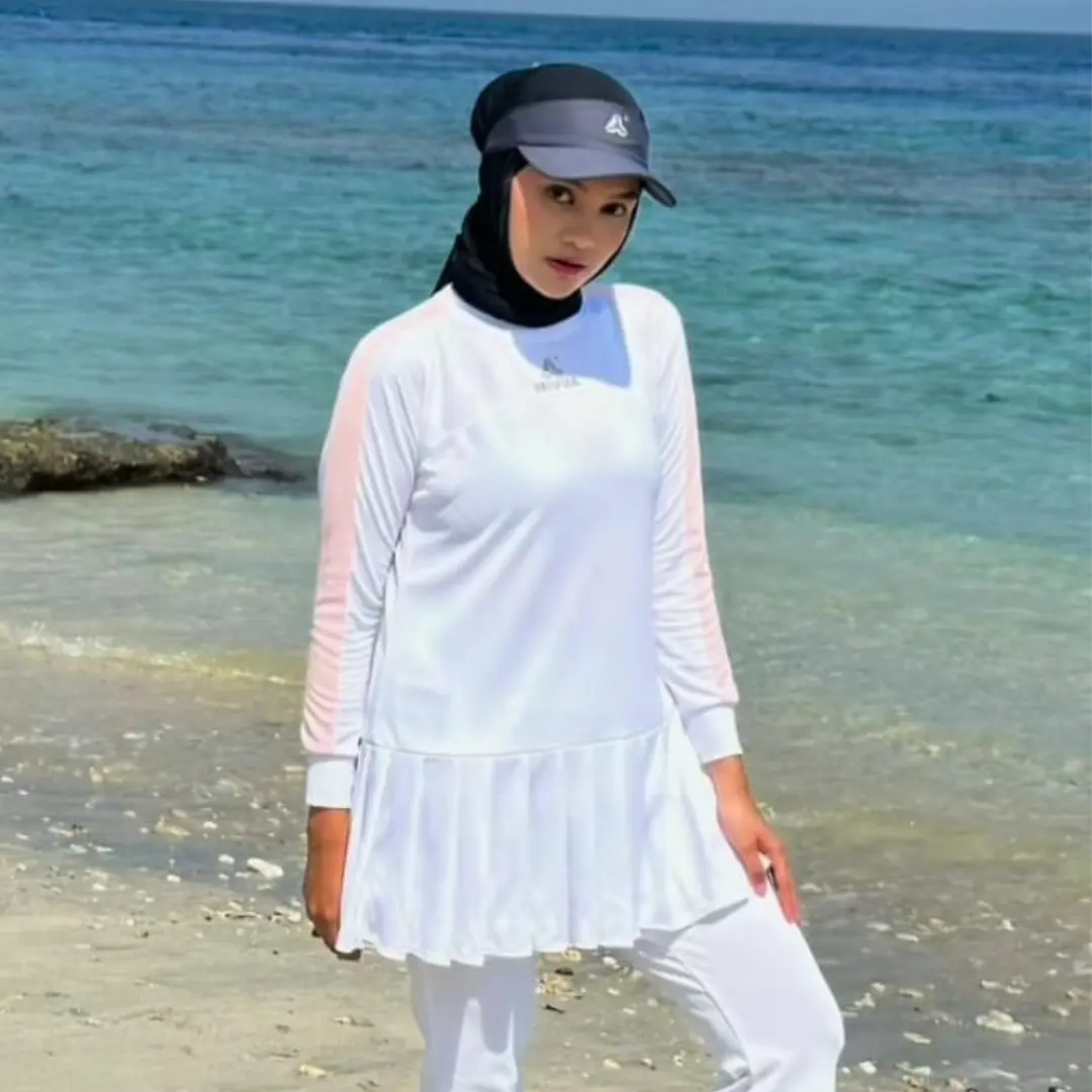 Mivva+ Valencia Pleats Dress (Dress Olahraga Wanita)
