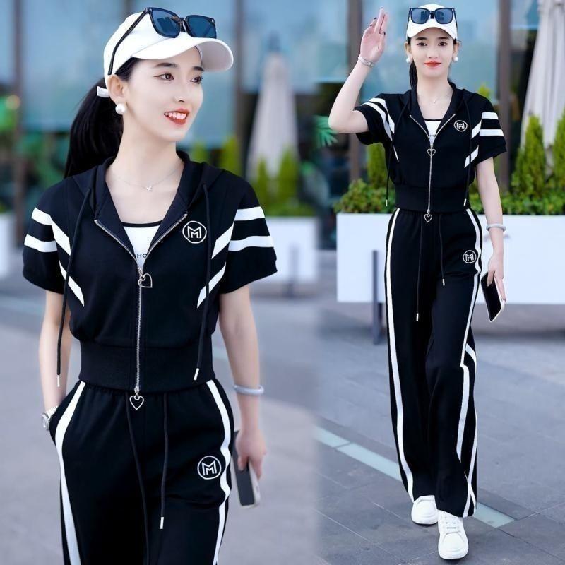 Bộ Đồ Thể Thao Nữ, Hàng Mới Về Mùa Hè 2025, Trang Trí Thời Trang Yếu Tố Thêu, Bộ Đồ Hai Mảnh Thời Trang Thường Ngày Phong Cách Và Hợp Xu hướng, Trẻ Trung Và Nhỏ Gọn, ngắn Tay, ngắn Tay 1