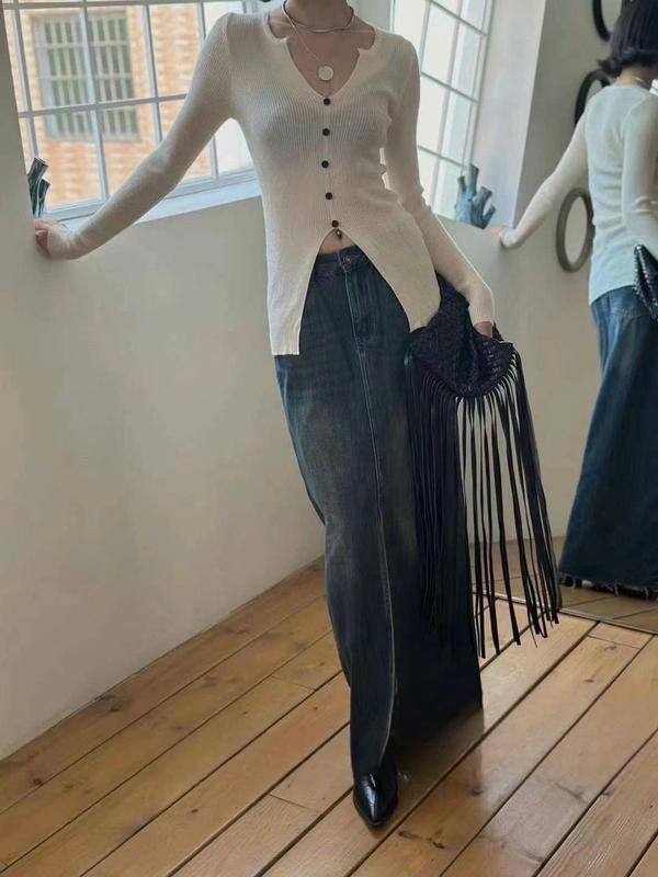 (AT301) Áo len dài tay ôm eo phối cúc MAIDO TRENDY