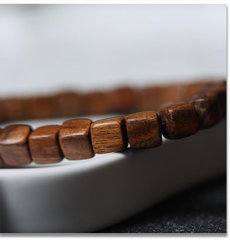 Product Introduction of New Chinese style, black rosewood, sandalwood, sugar cube beads, block beads, bracelet, three-color beads, traffic light pattern, ethnic style, wristband 4