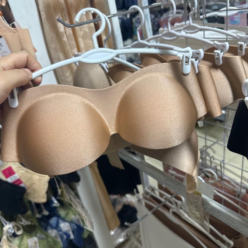 Áo  cúp  ngực không  dây 0