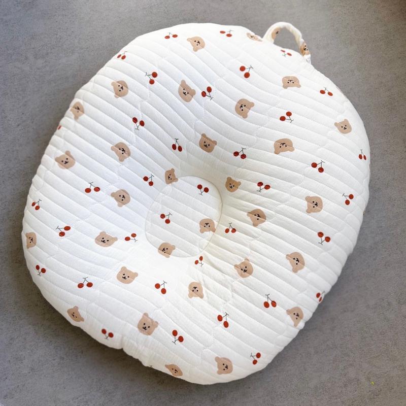 (Hàng Cao Cấp) Gối chống trào xô Muslin Chần Bông dành cho Bé từ sơ sinh đến 1 tuổi, hỗ trợ tiêu hoá giúp bé ăn và ngủ tốt hơn (Tặng kèm 1 yếm xô Muslin ngẫu nhiên) Voi Kem Gối Ngủ, Nhộng Chũn, xốp