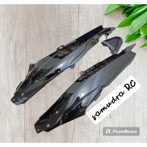 TERLARIS cover body kanan kiri vega R new body belakang kanan kiri vega R new yamaha vega R new happy shoping