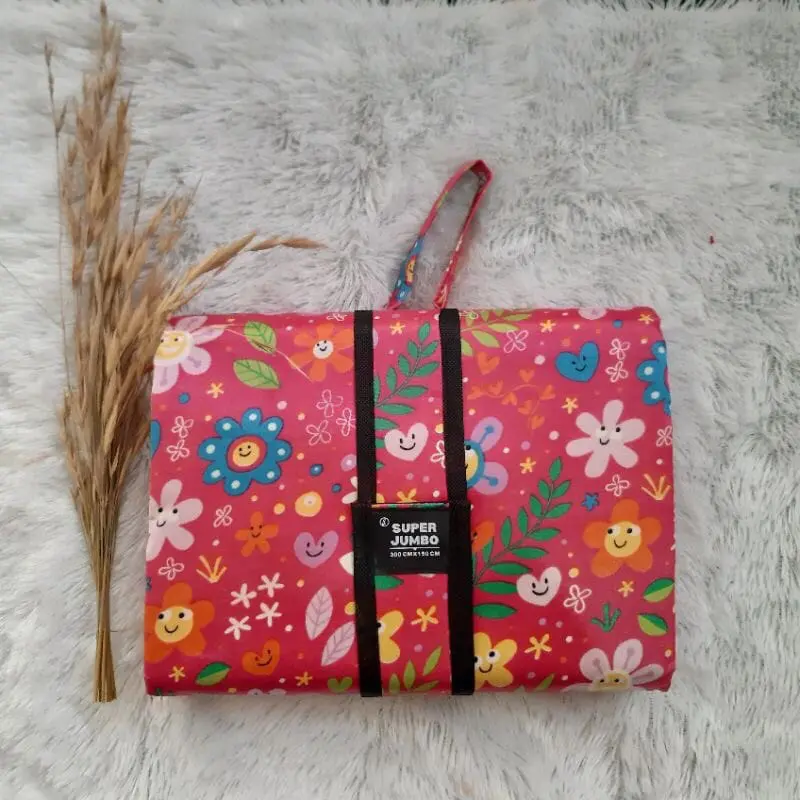 Tikar piknik lipat microsatin waterproof jumbo Ukuran 300x150cm Karpet Camping Outdoor 3