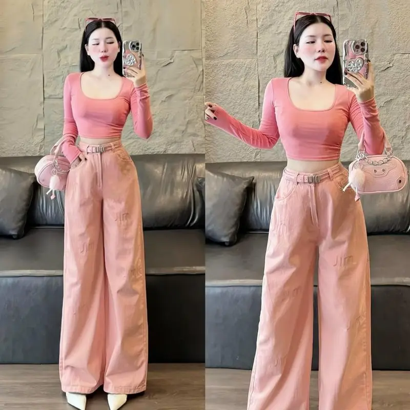 Set đồ nữ áo croptop tay dài mix quần dài ống rộng kèm thoắt lưng sang chảnh dành cho các nàng diện đi chơi. Women Kaki 0
