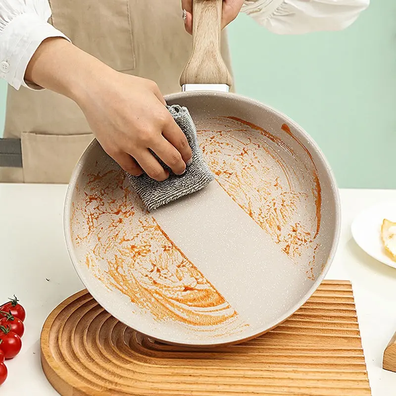 [Ready stock] Household frying pan steak frying pan multi-function pancake frying pan medical stone non-stick pan induction cooker gas stove universal 1