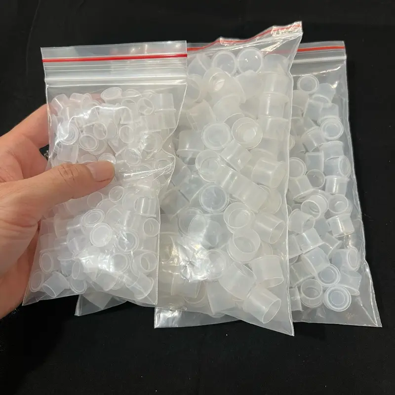 Chung nhựa có đế tròn 100 cái 2