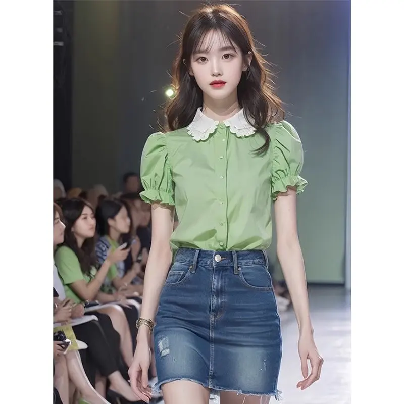 Quần Áo Nữ Mùa Hè Áo Sơ Mi ngắn Tay Cổ Peter Pan Màu Xanh Lá Cây Nhạt Thiết Kế Đẹp Mới 2024 Áo Sơ Mi Nhỏ Trẻ Trung Đẹp Giấu Bụng