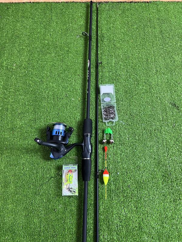 combo bộ cần câu lure  Sói Đen kèm máy nhựa 200 và phụ kiện