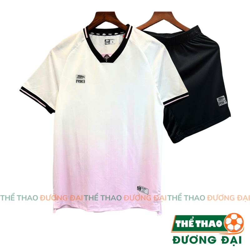 Quần Áo Bóng Đá Thiết Kế Riki Apex01 Trắng Thun Mè 4 Chiều Thoáng Khí Thể Thao Đương Đại