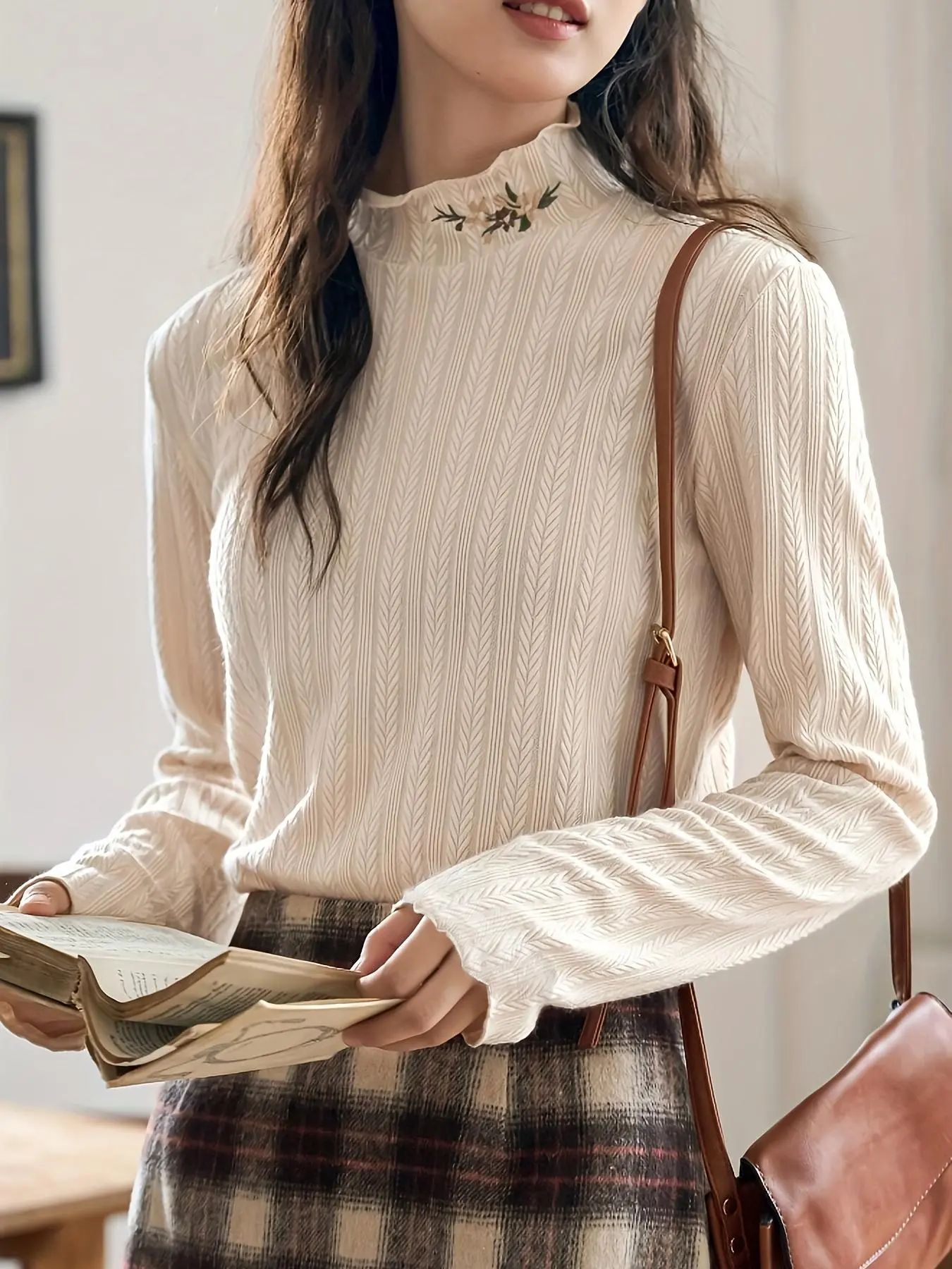 Women's Floral Embroidery Lettuce Trim Textured Knit Top, Casual Mock Neck Long Sleeve Knitwear for Spring & Fall, Fashion Women's Knitwear for Daily Wear