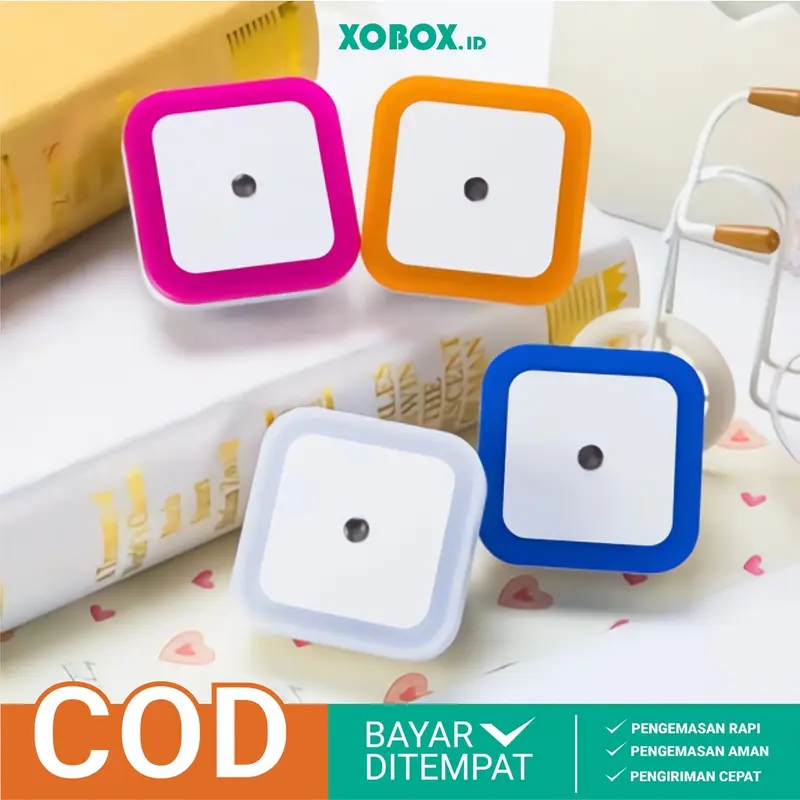 Lampu Tidur Kamar LED Otomatis Sensor Cahaya Colok Listrik Dinding Persegi Plastik Dekorasi Ruangan Night Lamp HM005 - XOBOX 0
