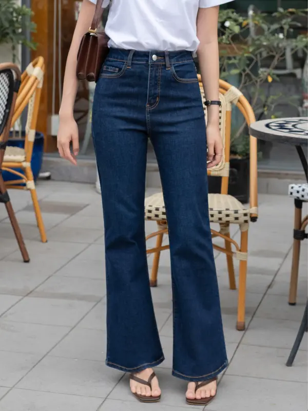 [Hashtagem] Quần Ống Loe Classy Flare Jeans Pageant Blue, Lưng Cao,Co Gĩan Màu Xanh Đậm Hiện Đại (CFJ.4) Women Pants quần  bò  ống  loe 2