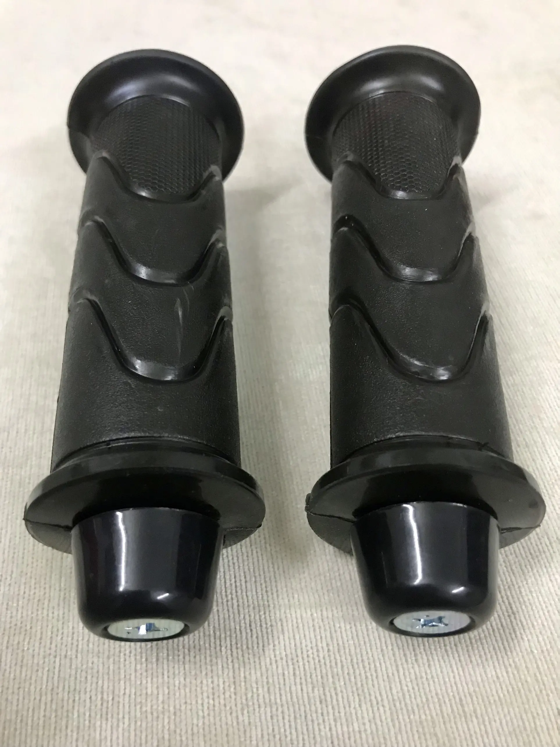 BAO TAY AIR BLADE 2011- VISION- VARIO GÙ ĐEN DÙNG CHO NHIỀU LOẠI XE