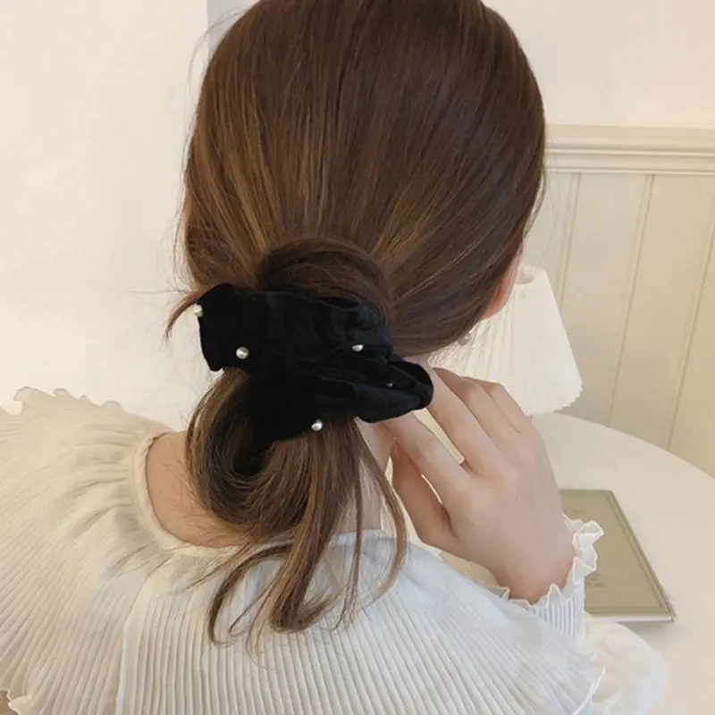Scrunchies Tóc Nhung Màu Đen, Thời Trang Nữ, Dây Buộc Tóc Co Giãn Ngọc Trai Cổ Điển Dây Buộc Tóc Thanh Lịch, Dây Buộc Tóc Đơn Giản, Dây Buộc Tóc Đuôi Ngựa, 1 Chiếc
