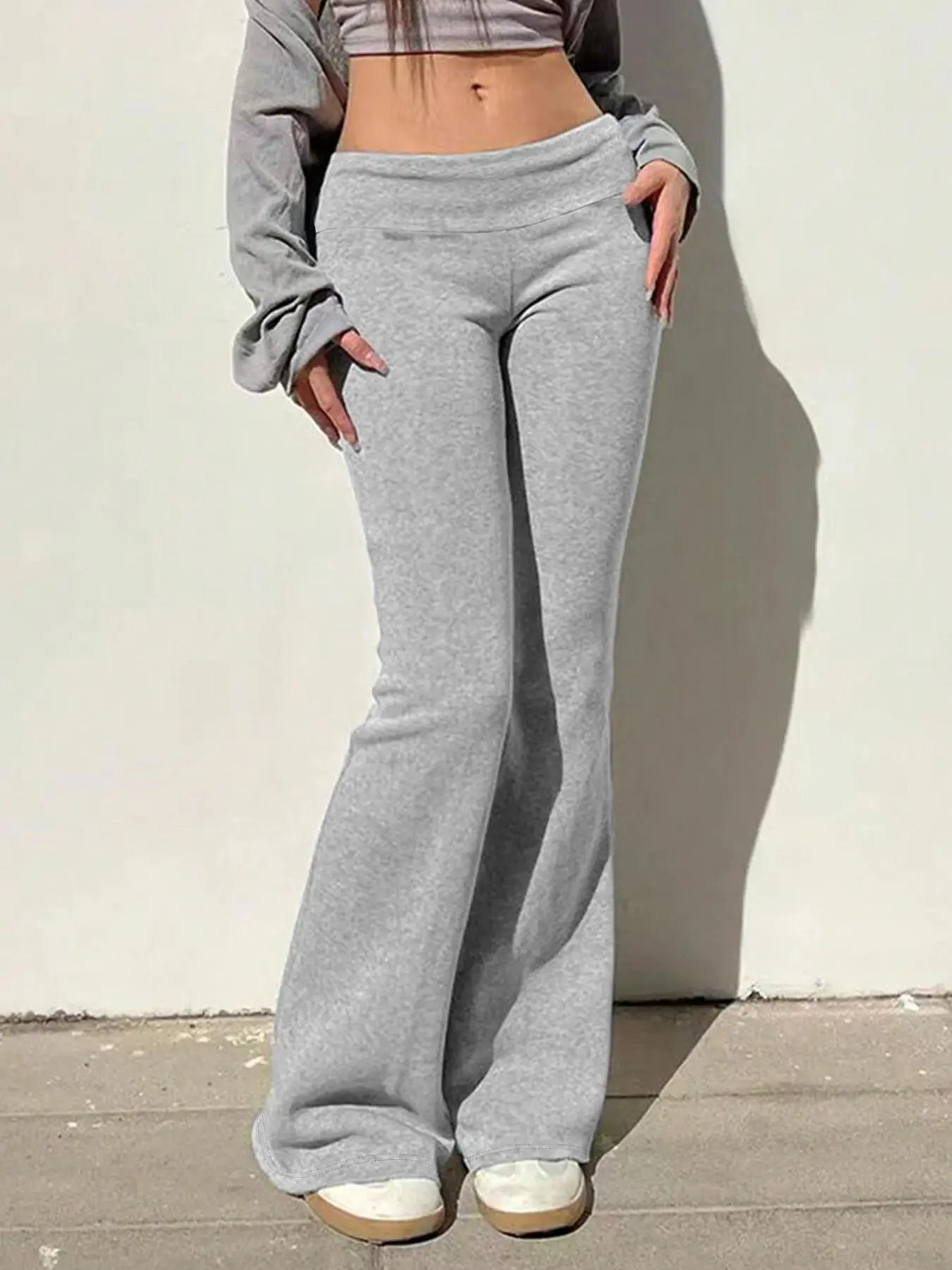 Women's Solid Flare Leg Sweatpants, Casual Comfy Bell Bottom Trousers for Daily Wear, Ladies Bottoms for All Seasons