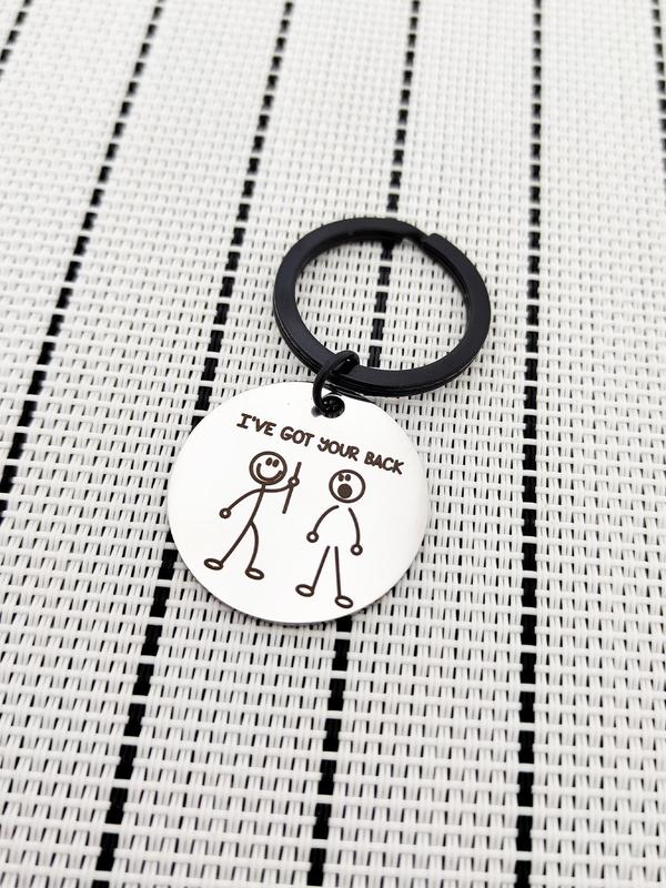 Fashion Letter Pattern Slogan Metal Keychain, Round Shaped Stainless Steel Keychain for Men & Women, Gift for Friends, Personalized Gifts, Trendy Accessory for Anniversary Birthday Gift 4