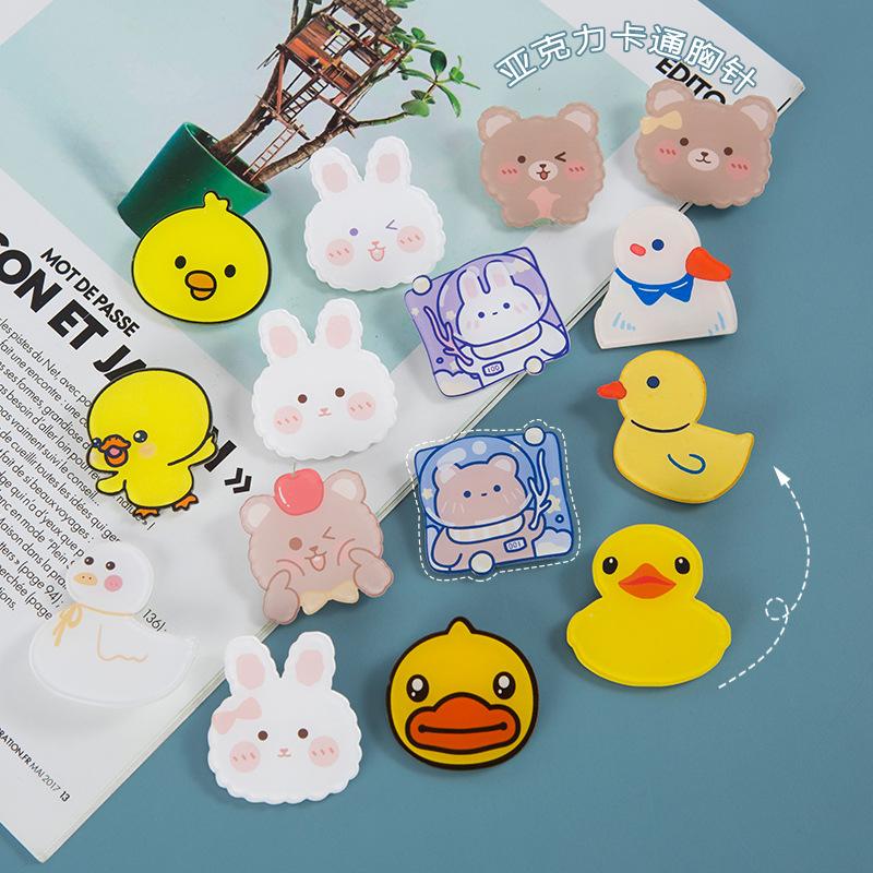 Product Introduction of INS Korean style cute acrylic brooch cartoon bear pin bag charm accessory for girls decorative patch 6