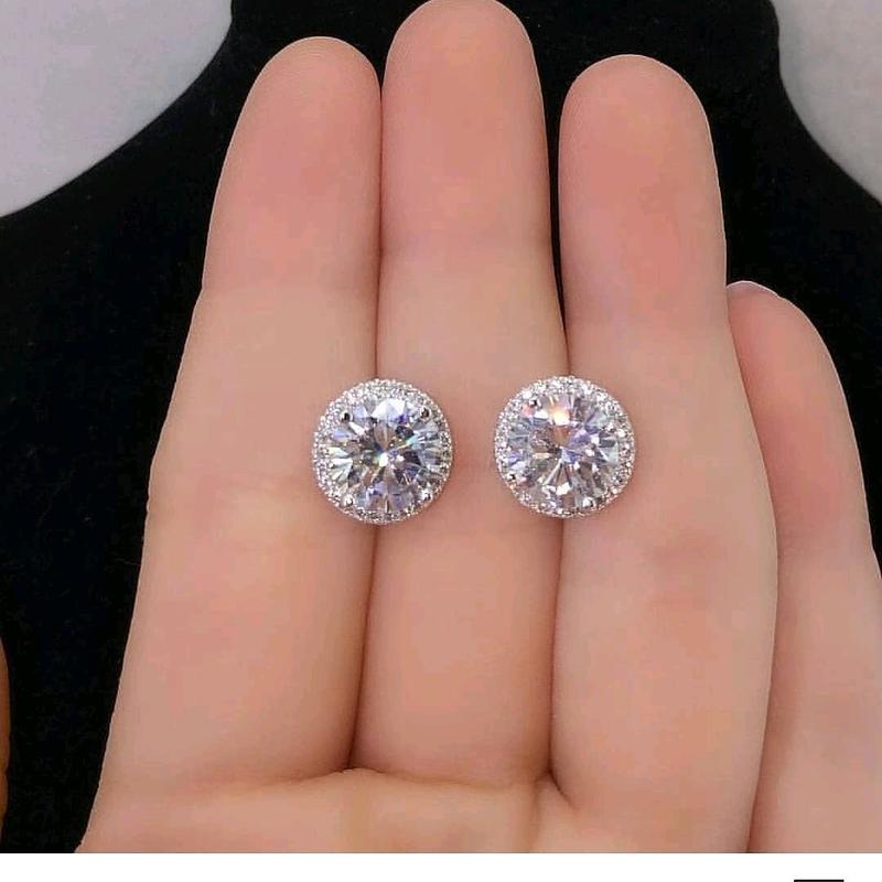 Anting anting tindik mewah 0
