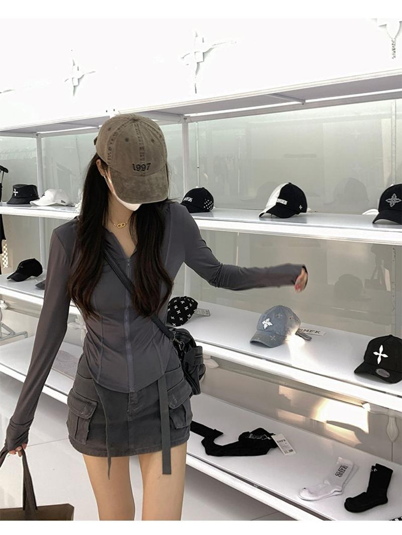 Product Introduction of 2025 New Ice Silk Sunscreen Clothes for Women, slim fit, waist cinching, small stature, slimming, UV resistant, breathable, thin jacket, fashionable and versatile 23