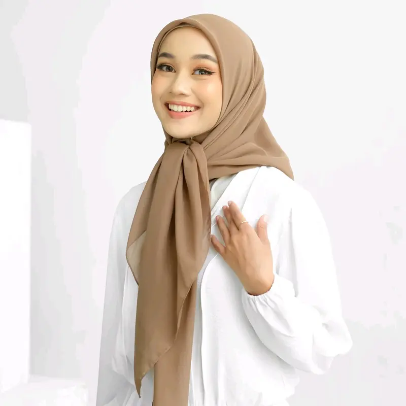 Hijab Segiempat Bella Square New Warna Best Seller Pollycotton Premium 110x110cm - Polycotton, Muslim, Basic, Lembut, Nyaman 0