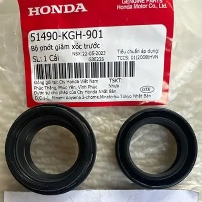 Phốt phuộc Trước W Anpha + chụp bụi W Anpha ( 26*37 ) (Bộ) Mã hàng:51490KGH901 - sử dụng cho tất cả các dòng xe số Honda như RS , WS . Neo , FU 2 , FU 1 , FU 125 , WS 110 , RSX 110 , Airblade , Blade , Dream , ...