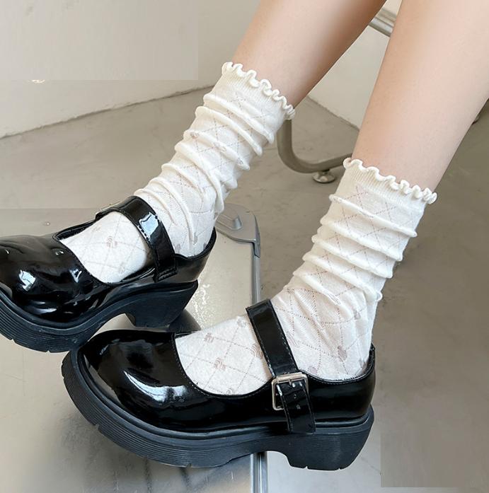[Free ship] Tất ren cao cổ bèo lolita đen trắng nữ sinh xinh xắn dễ thương phong cách hàn quốc
