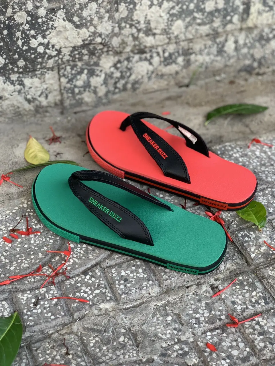 Dép Sneaker Buzz Đỏ / Xanh Quai Đen Chính Hãng