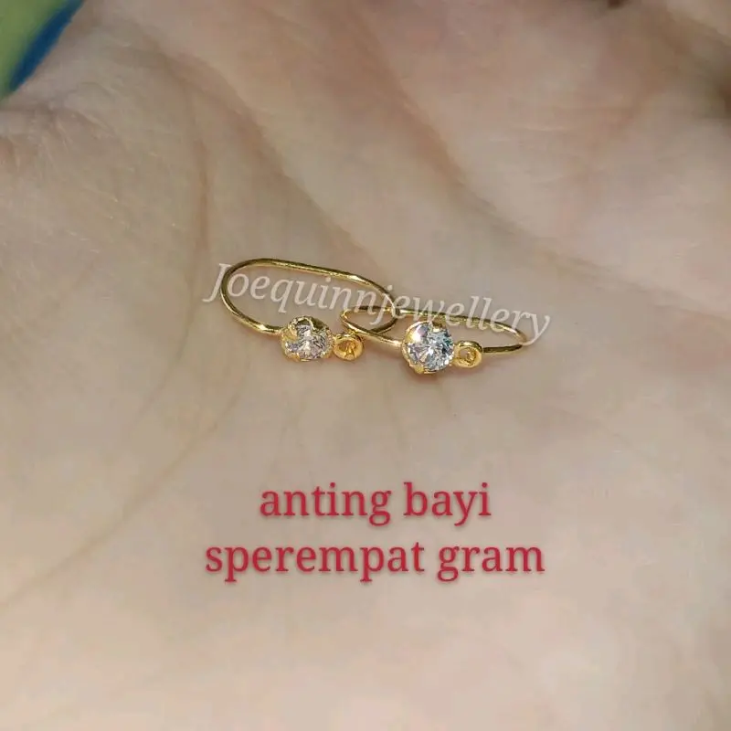 anting bayi kadar rendah Perempuan