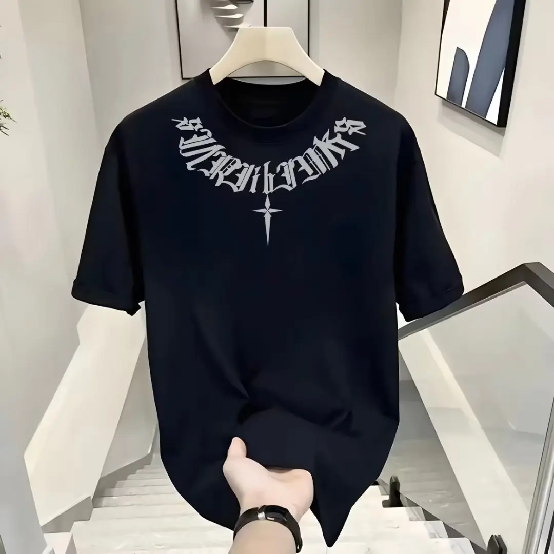 Trendy and fashionable men's T-shirt, comfortable and loose printed short sleeved cotton T-shirt, basic half sleeved