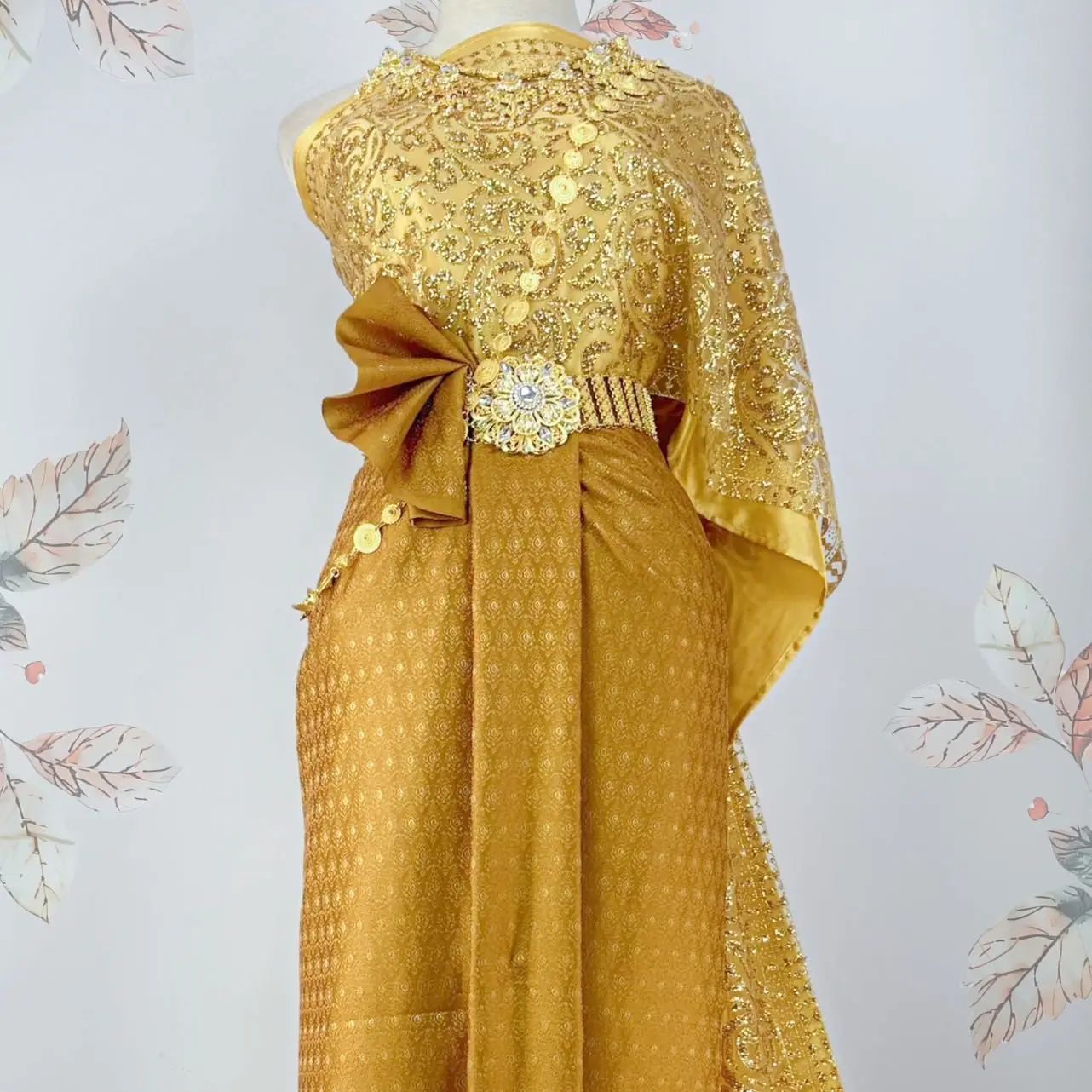 Trang phục Khmer/Thái Lan