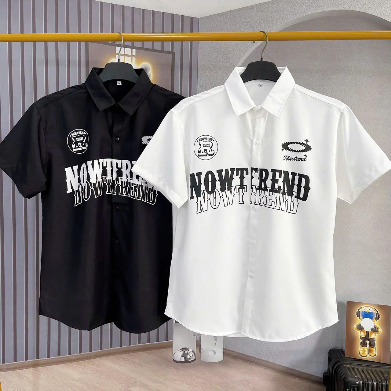 Sơ Mi Nam Ngắn Tay Chất Cotton Lạnh In Chữ Mềm Mịn Thoáng Mát X2 Màu Trắng Đen Chuẩn Form Hàn Quốc Menswear Shirt [Beauty Store]