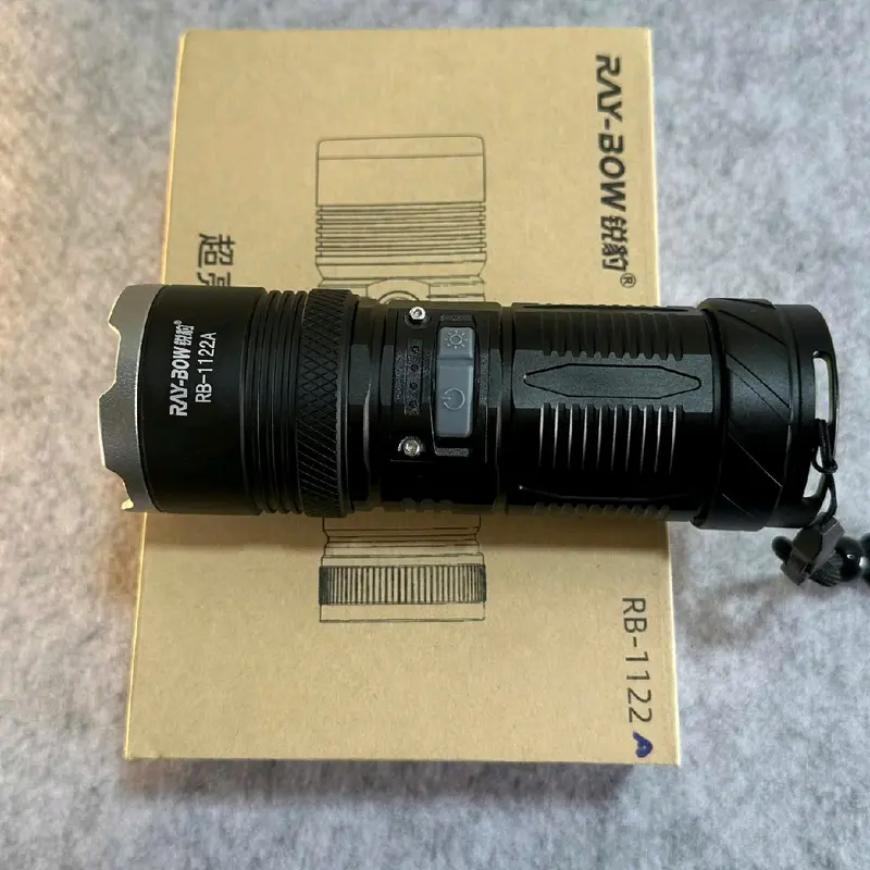 Đèn pin [ 1122A ] cầm tay siêu sáng 2024 chiếu xa 700 mét ZOOM xa gần chống nước sạc ngược cho điện thȯại, Pin 18650*3 - Dung lượng ~ 8000 mah... 1