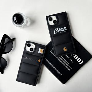 เสื้อแจ็คเก็ตขนเป็ด ดีไซน์เรียบง่าย ระดับไฮเอนด์ ให้ความรู้สึกระดับพรีเมียม เหมาะสำหรับเคสโทรศัพท์ Apple 14, iPhone 16 Pro Max, 13 Pro, ครอบคลุมเต็มรูปแบบ, แบรนด์อินเทรนด์, ฝาครอบป้องกันแฟชั่น, เหมาะสำหรับ Unisex, กันกระแทก, รุ่นหน้าจอ 15 Pro, รุ่นใหม่