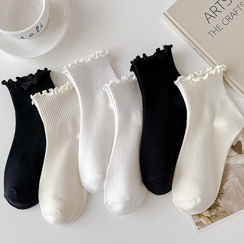Product Introduction of Vớ Mắt Cá Chân Chất Liệu Bông, Dành Cho Phụ Nữ Và Trẻ Em Gái, Phong Cách Kawaii Dễ Thương Và Hàn Quốc, Thích Hợp Cho Mùa Hè Và Mùa Xuân, Màu Đen Và Trắng, Ống Giữa, Vớ Nhật Bản, Phong Cách INS 19