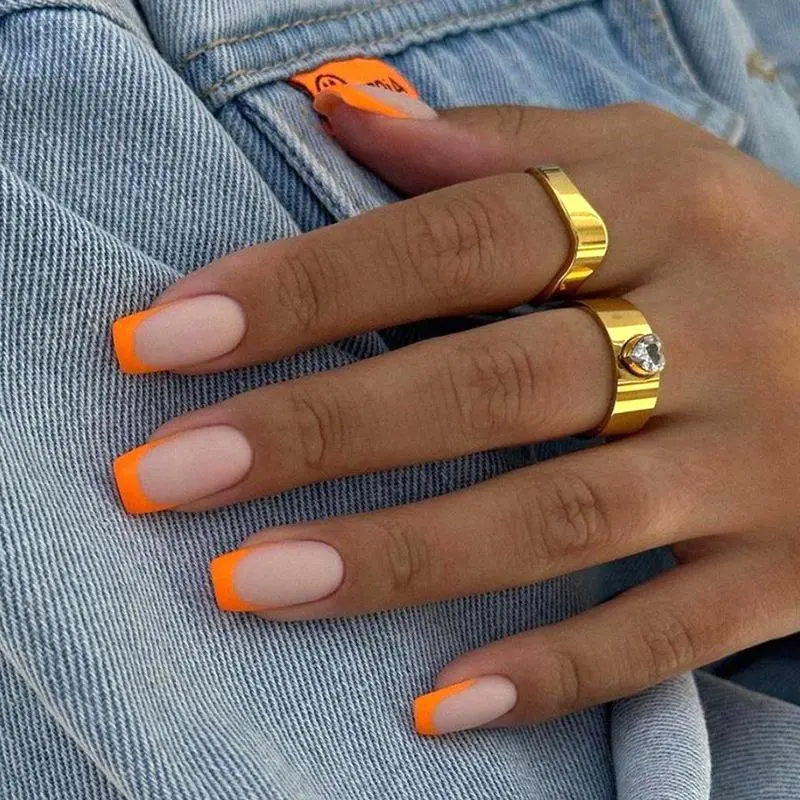 Ombre Fake Nails with 1 Sheet Tape & 1 Count Nail File, 24pcs Short Square False Nails for Women & Girls DIY Nail Art, French Style Press on Nails