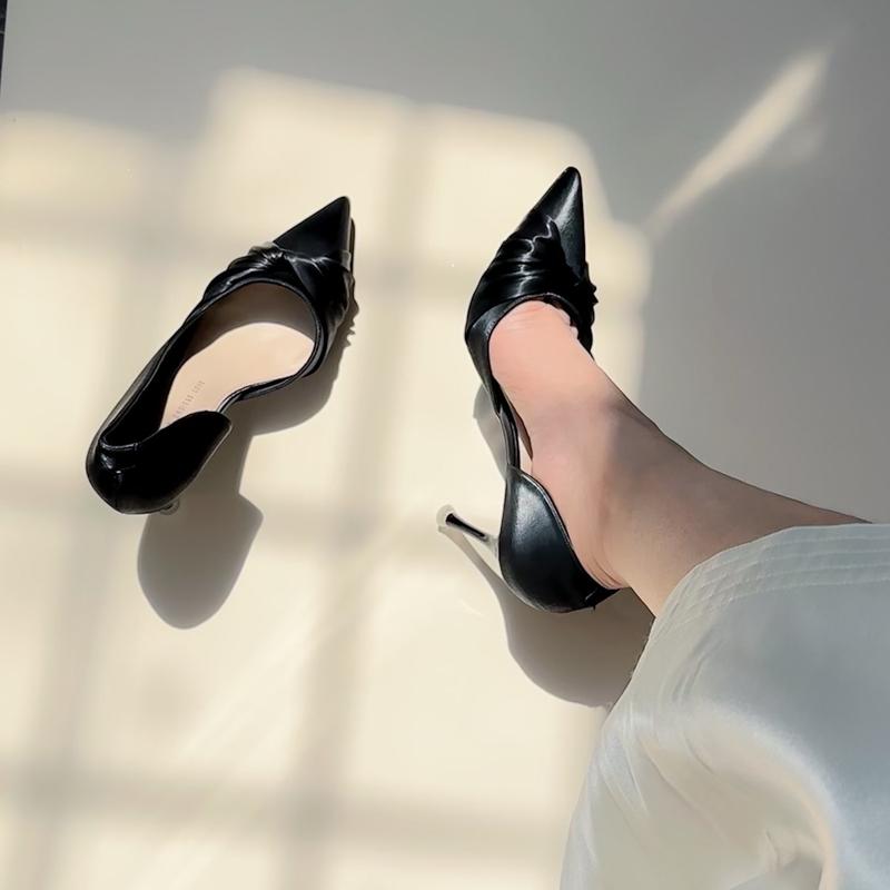 (8cm) Mã 295-8 Giày cao gót xoắn nơ khoét eo trơn Nữ