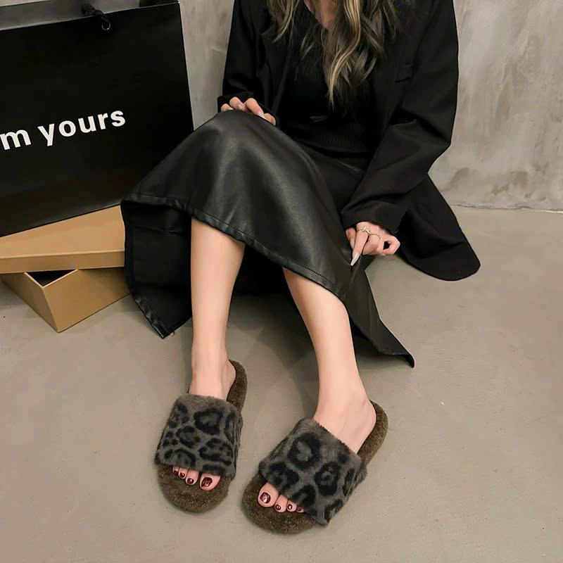 Product Introduction of Dép Lông Beo Dép Lê Loang Mịn Đế Lót Lông Êm Ấm Slipper DéP Cao Su Nữ Có Quai Nhung 3