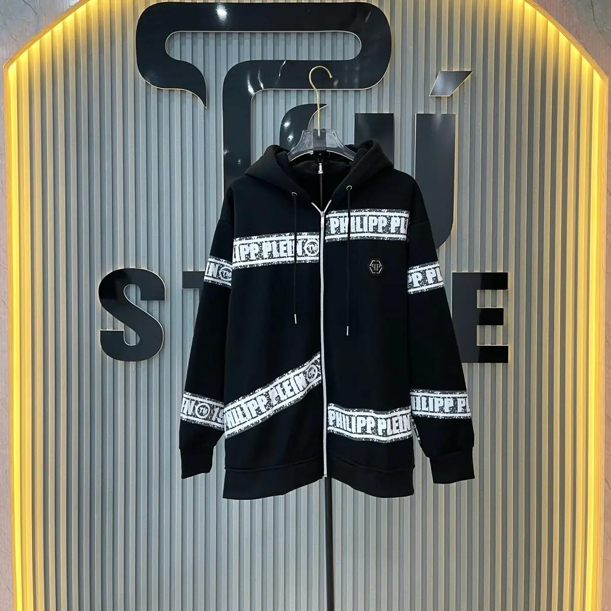 Áo Hoodie PP Logo Sắt Kim Tuyến Full Đầu Lâu Dành Cho Nam Và Nữ - Menswear Dài Tay - Nhung áo  hoodie