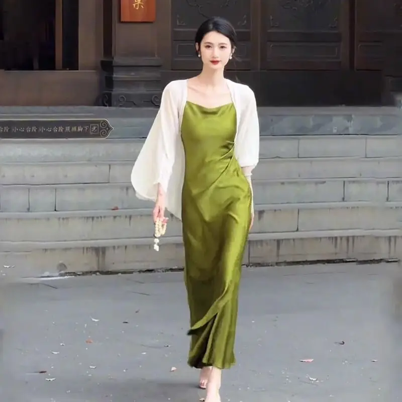 Váy Hai Dây, Nhẹ Nhàng, Phong Cách Quốc Gia, Cao Cấp Và Thanh Lịch, Với Khăn Choàng Chống Nắng Và Áo Cardigan, Dành Cho Nữ, Bộ Hai Mảnh, Hàng Mới Về Mùa Hè 2025