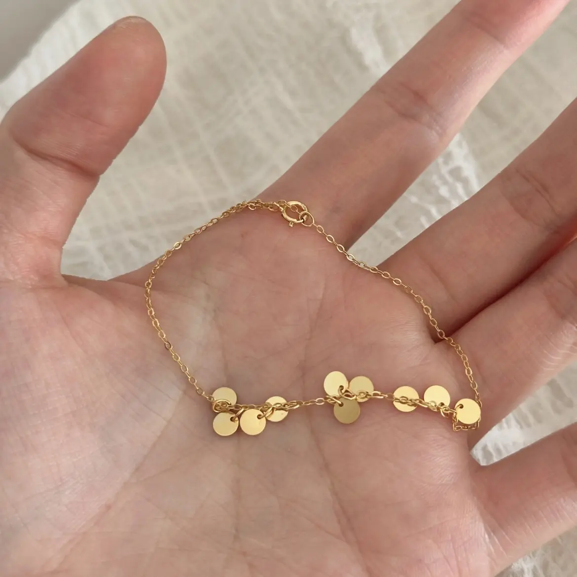 Vòng Tay Lát Tròn Nhỏ Bling, Thiết Kế Cao Cấp Sang Trọng Giá Cả Phải Chăng, Dành Cho Nữ, Phong Cách Cá Tính, Mạ Vàng, Mới Cho Năm 2024