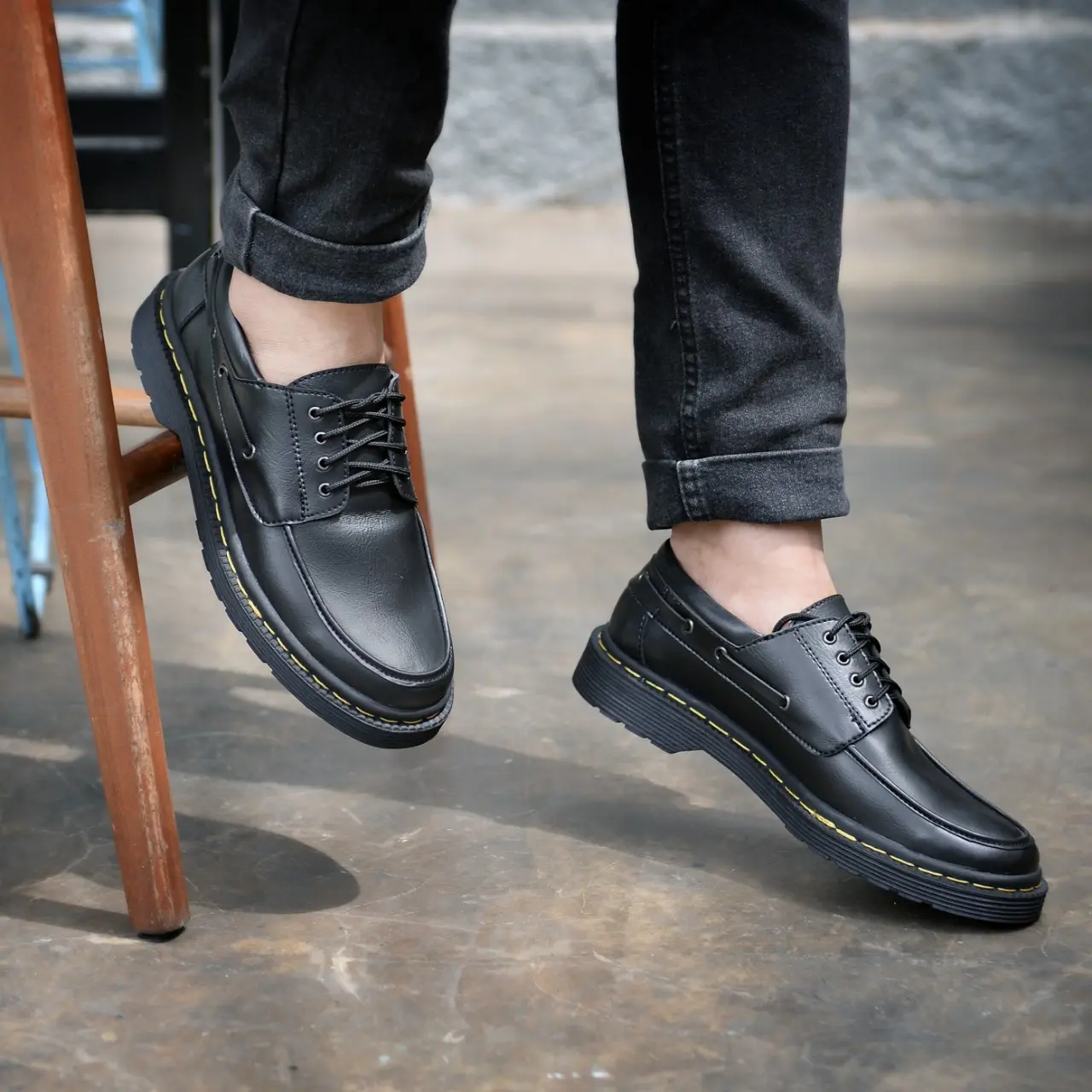 RIONZ x PERSIE SERIES - Sepatu Formal Pria Casual Kantoran Nikahan Kulit Syntetis Asli Original Pantofel Pria Resmi Formal Hitam Coklat Gaya Trendy Kasual Kantor Kuliah Pesta Kondangan Gereja Kerja PNS Guru Kekinian Terlaris Terbaru Murah Shoes Black