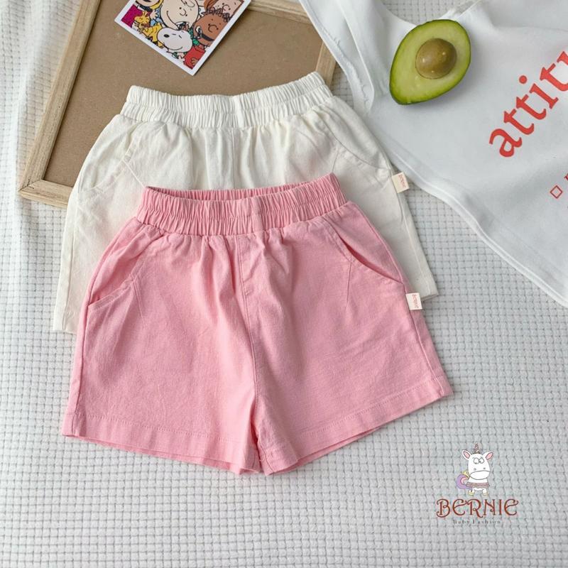 Quần sooc đùi cho bé gái có túi màu trắng và hồng chất liệu kaki linen mềm bé 7 đến 28kg