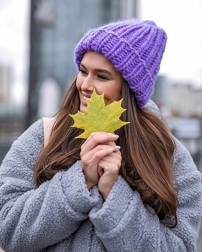 Product Introduction of Winter Knitted Beanies Hat Thick Soft Warm Coarse Large Knitted Solid Hat Female Ice Ski Bonnet Skullies Beanies Hat Cap 22
