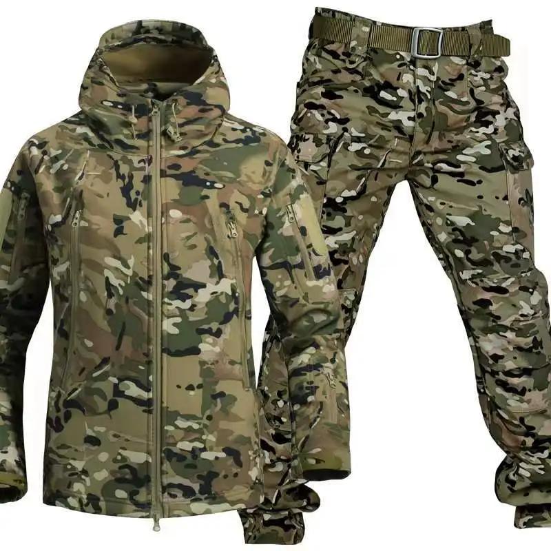 Product Introduction of Outdoor Shark Skin Warmth Set Camo Plush Thickened Coat Autumn/Winter Racing Top Does Not Include Cuff Logo Pattern Cotton Menswear Soft Clothing 5