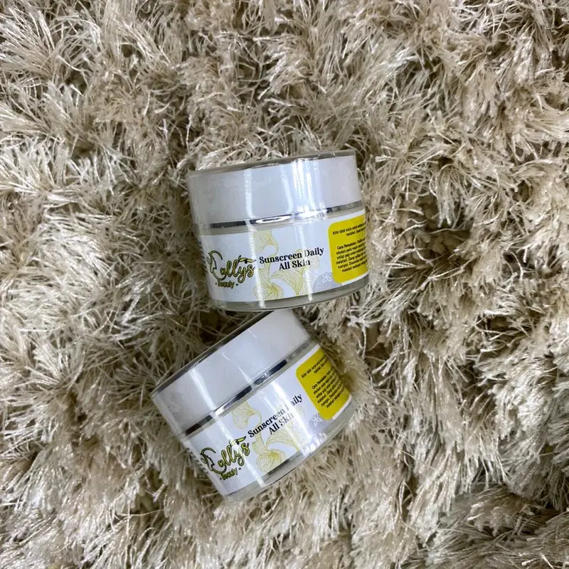 Day Creamand  Sunscreen Daily All Skin SPF 30 by Callys Beauty 0