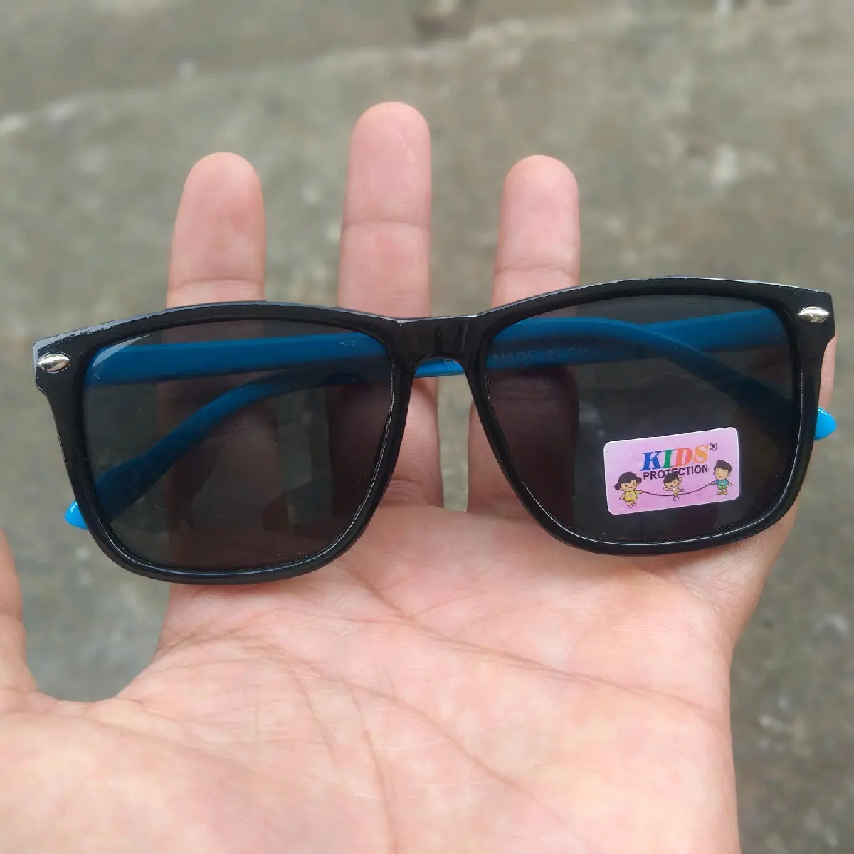 Kacamata Anak Hitam