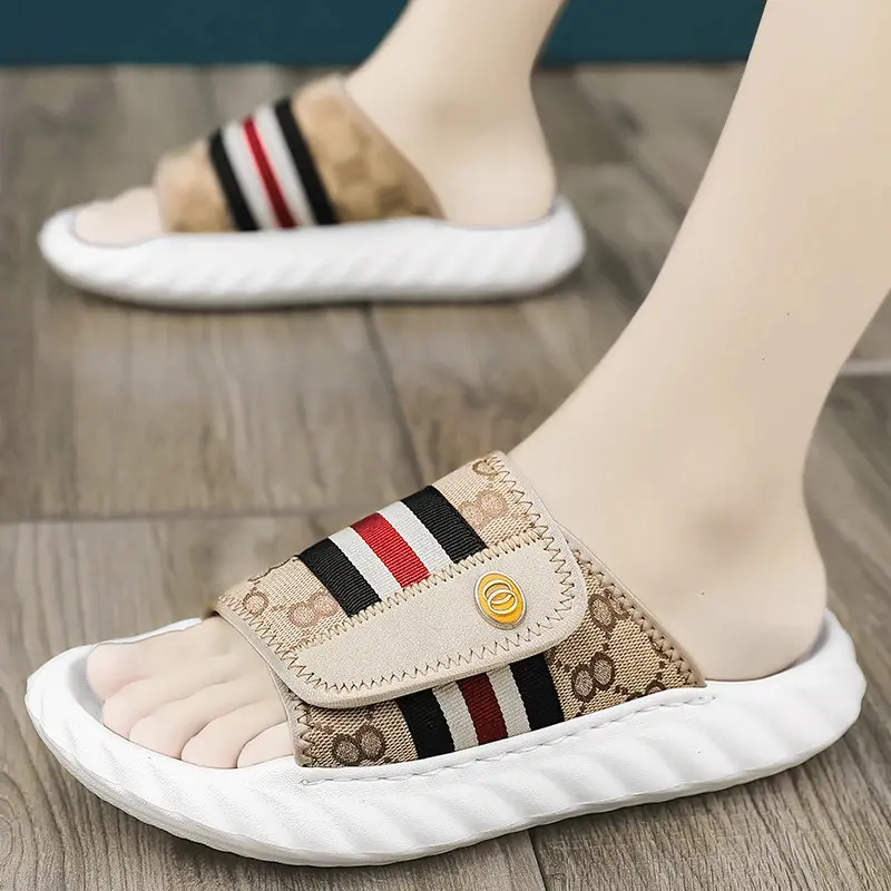 Giày Dép Lê Nam, Thương Hiệu, Không Trơn Trượt, Mềm Mại, Thích Hợp Cho Mùa Hè, Giày Nước, Dép Đi Sang Trọng, Cao Su Ngoài Trời, Dép Nam Đế Bằng, Dép Giày Đi Biển Sandal DéP