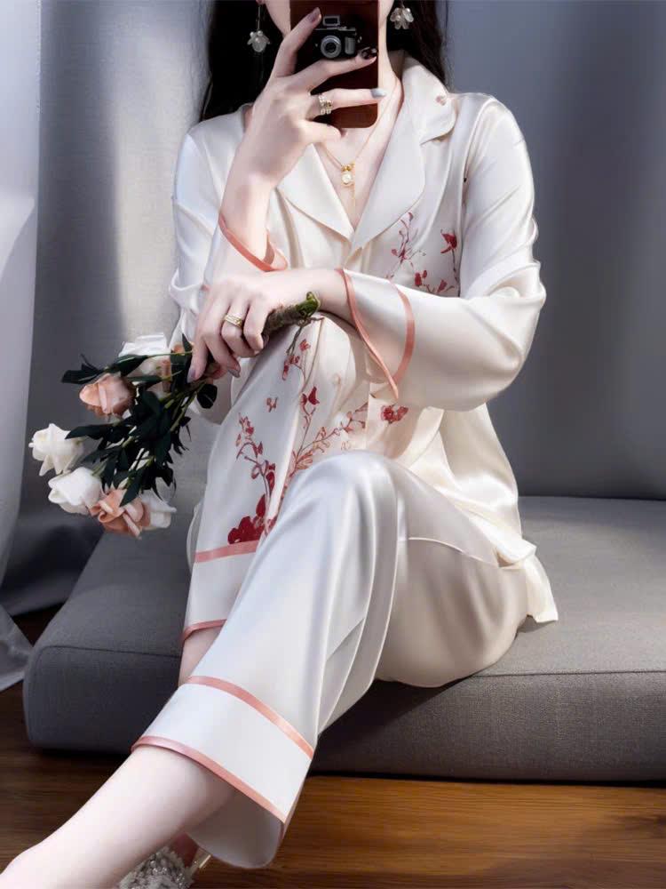 Product Introduction of Đồ Bộ Nữ Pijama Bộ Lụa latin Tay Dài cổ sơ mi T5 7